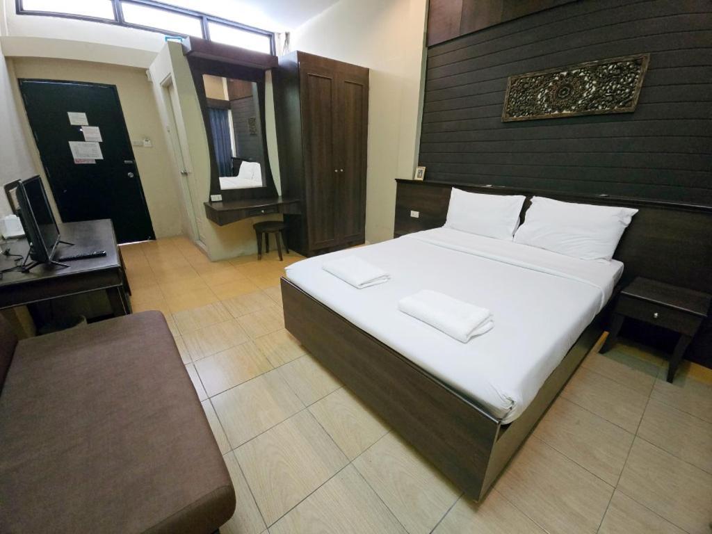 Rajata Hotel بانكوك المظهر الخارجي الصورة