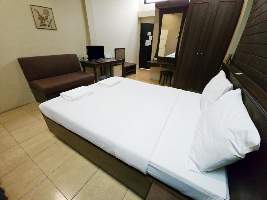 Rajata Hotel بانكوك المظهر الخارجي الصورة