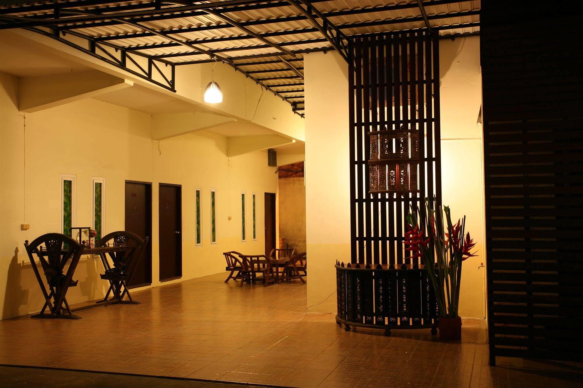 Rajata Hotel بانكوك المظهر الخارجي الصورة